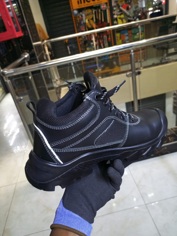 Safety Footwear - Industrial Safety Boots & Protective Shoes - Kenya Safety Boots