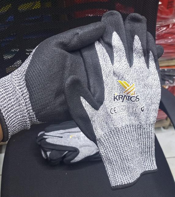 Cut resistant gloves level 5